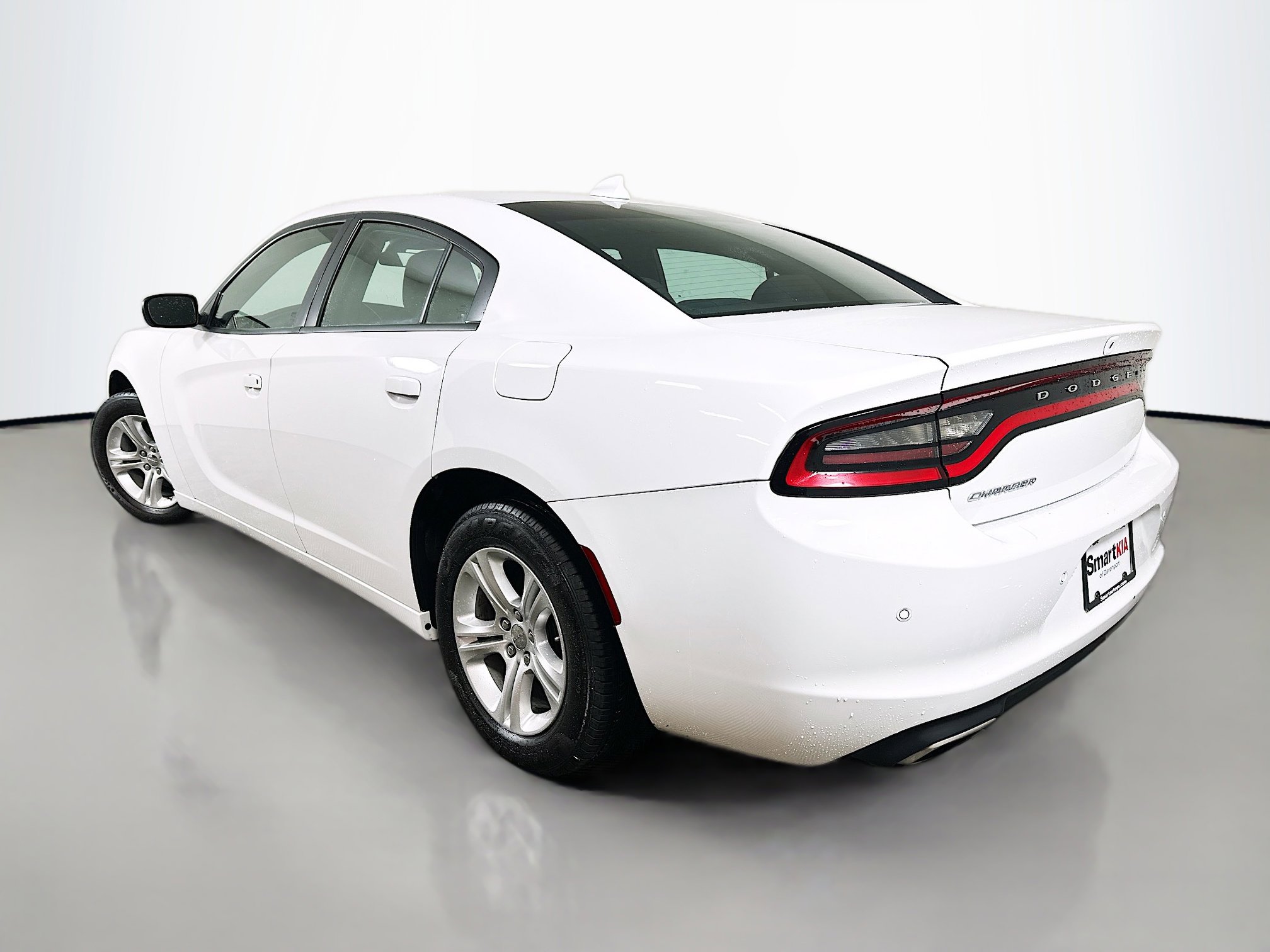 Used 2023 Dodge Charger SXT image 5