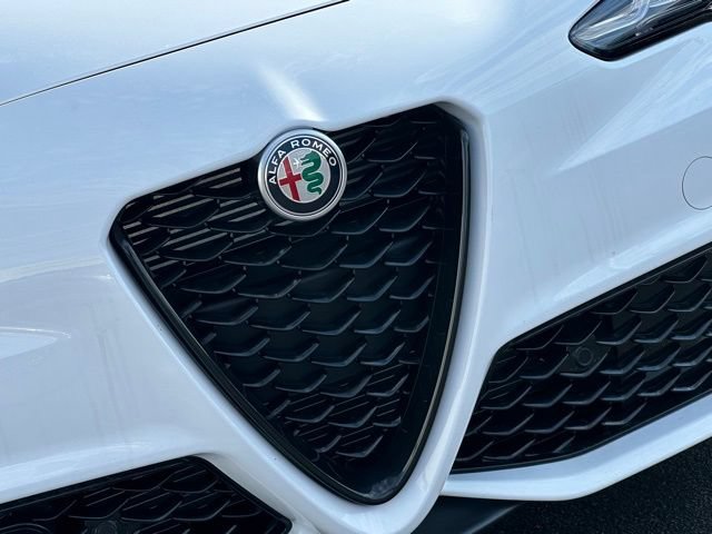 Used 2024 Alfa Romeo Giulia Sprint RWD image 25