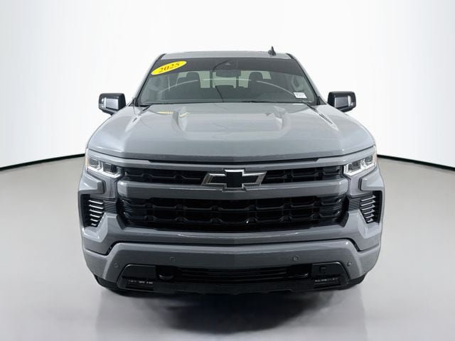 Used 2025 Chevrolet Silverado 1500 RST w/ All Star Edition Plus AWD/4WD image 2