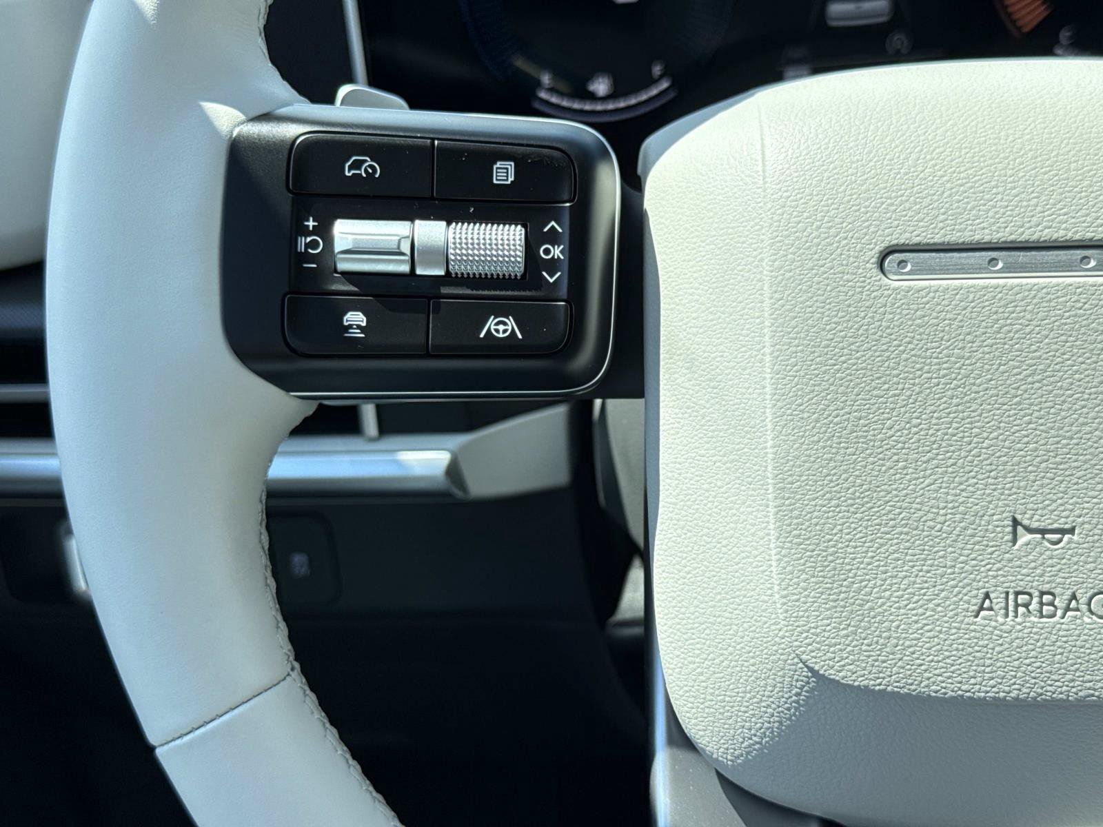 New 2026 Hyundai Santa Fe SE FWD image 6