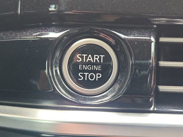Used 2023 Nissan Pathfinder Platinum AWD/4WD image 17