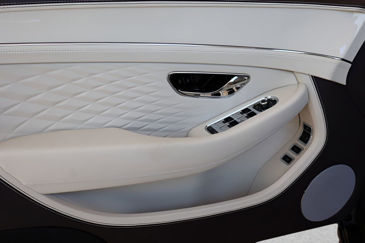 New 2026 Bentley Continental GTC AWD/4WD image 9