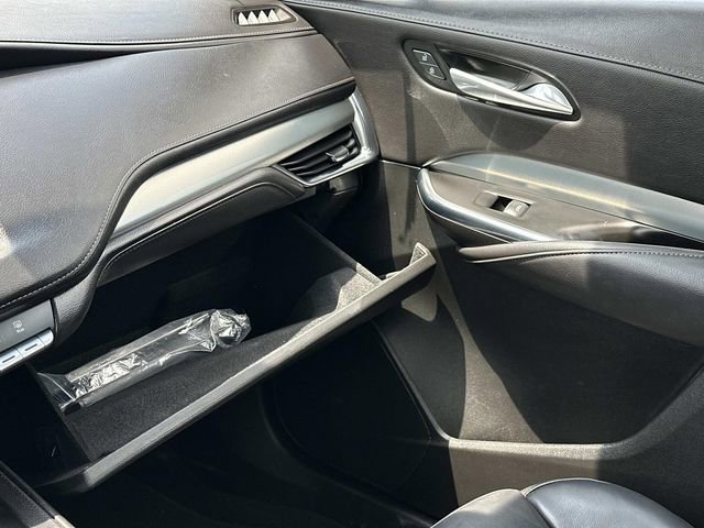 Used 2023 Cadillac XT4 Premium Luxury AWD/4WD image 32