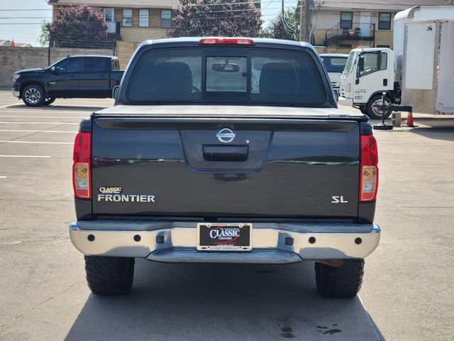 Used 2015 Nissan Frontier SL RWD image 13