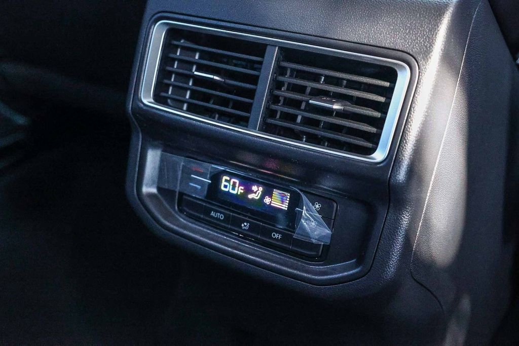 New 2026 Volkswagen Atlas SE image 24