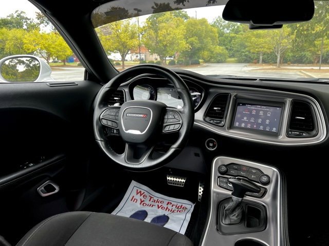 Used 2021 Dodge Challenger R/T w/ Blacktop Package image 28