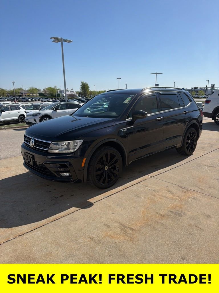 Used 2020 Volkswagen Tiguan SEL AWD/4WD image 3