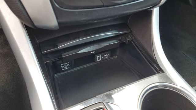 Used 2018 Acura TLX w/ Technology Package FWD image 17