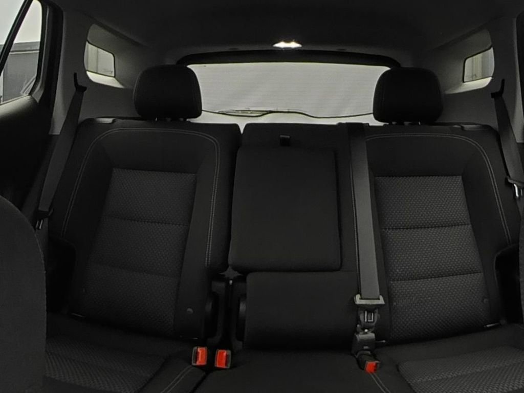 Used 2023 GMC Terrain SLE w/ Driver Convenience Package FWD image 10