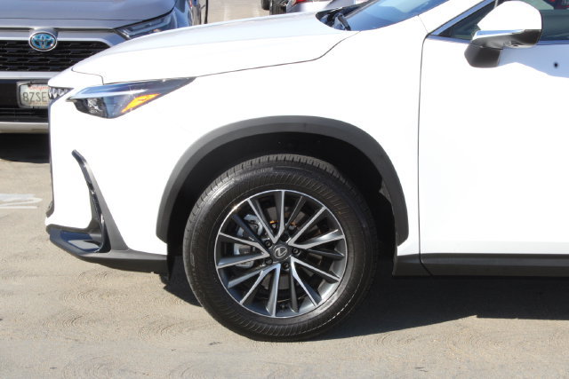 Used 2026 Lexus NX 350h AWD w/ Cold Area Package image 4