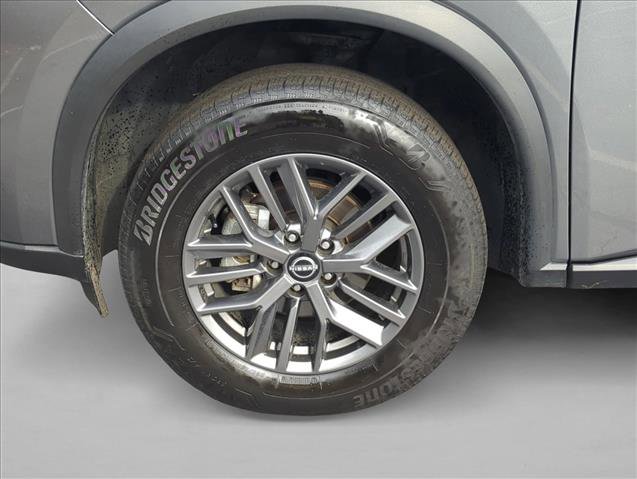 Used 2024 Nissan Rogue S image 26