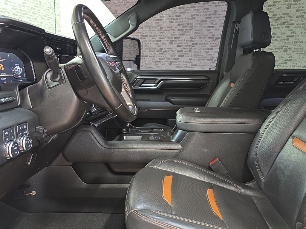 Used 2024 GMC Sierra 2500 AT4 w/ Technology Package image 22