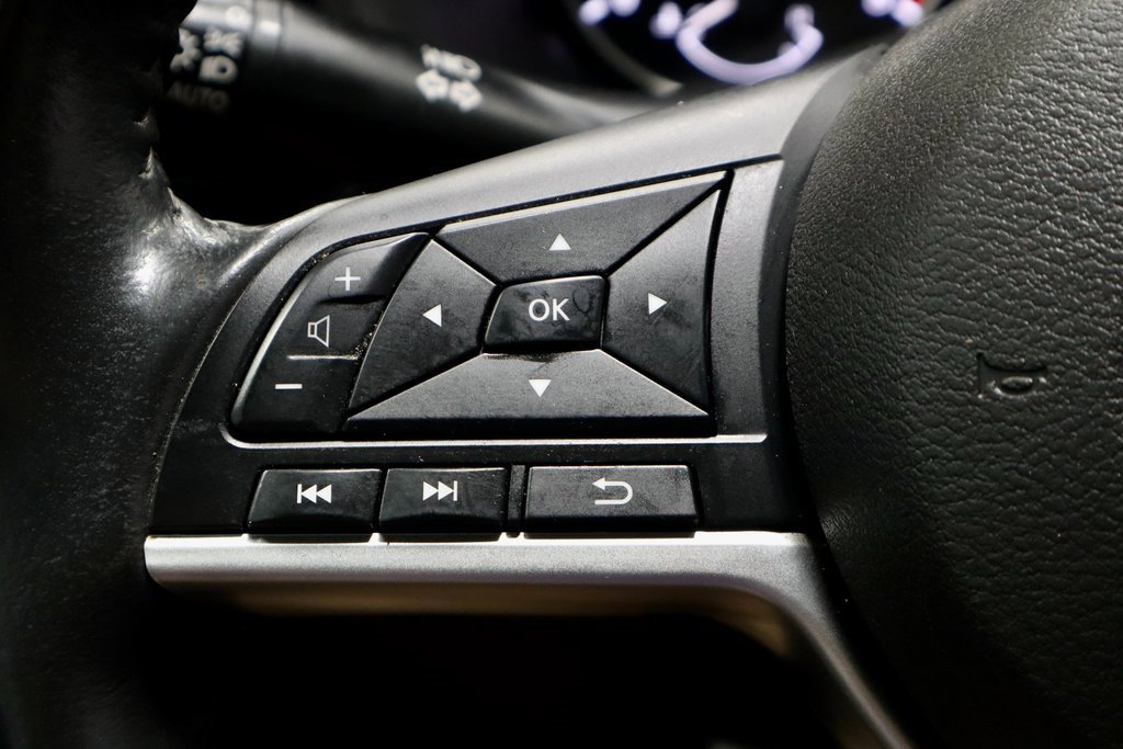 Certified 2022 Nissan Sentra SV image 28