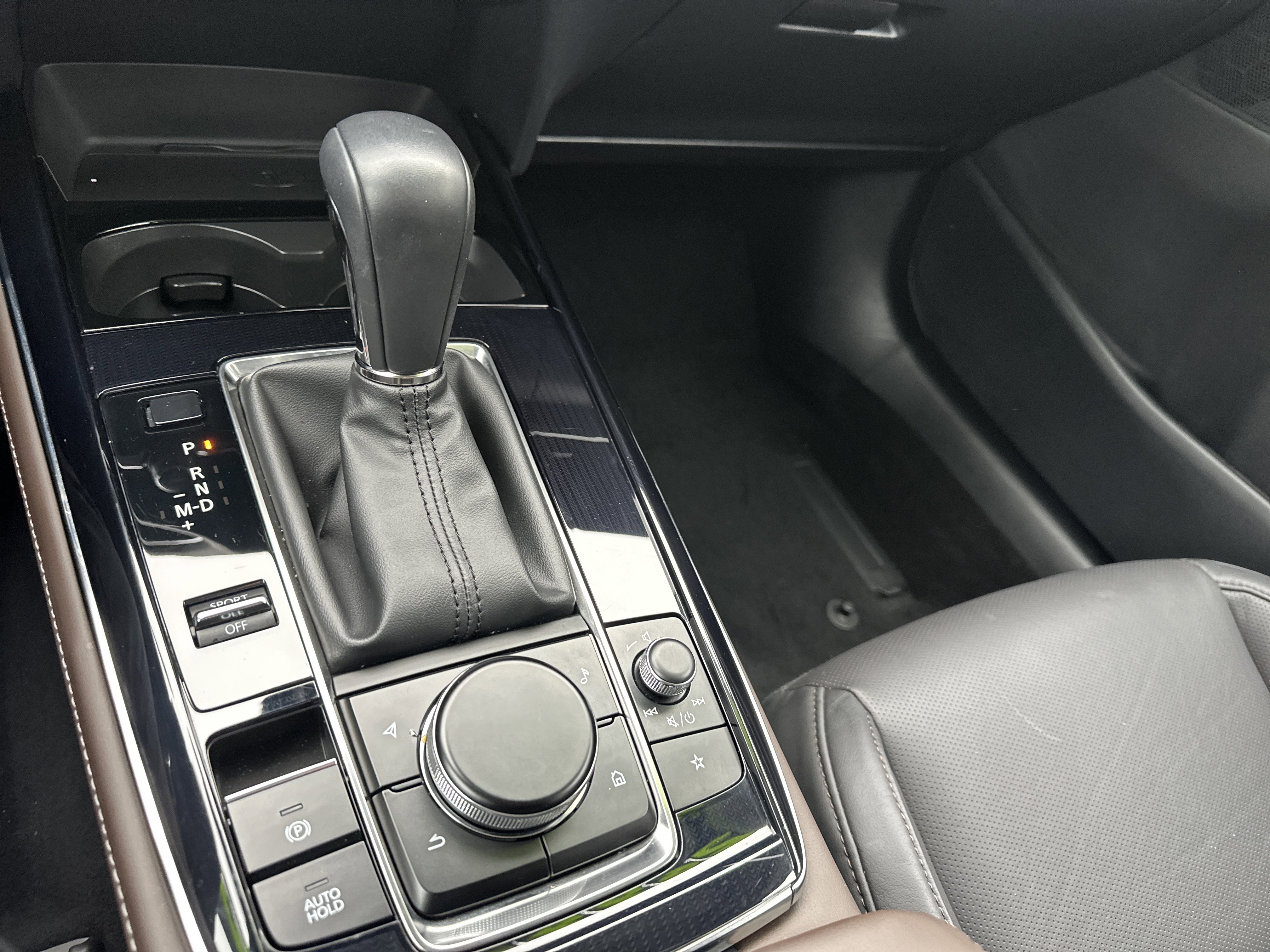 Used 2025 MAZDA CX-30 AWD 2.5 S w/ Premium Package image 19