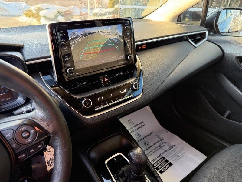 Used 2021 Toyota Corolla LE w/ Carpet Mat Package (TMS) image 25