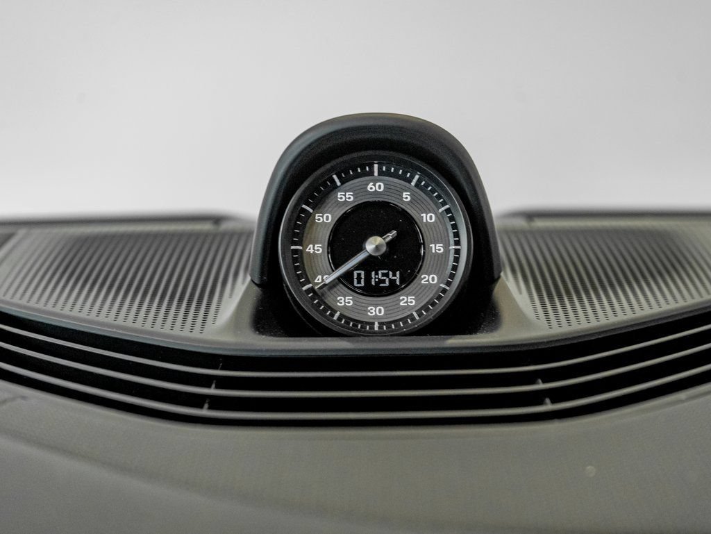 Certified 2025 Porsche Taycan RWD image 20
