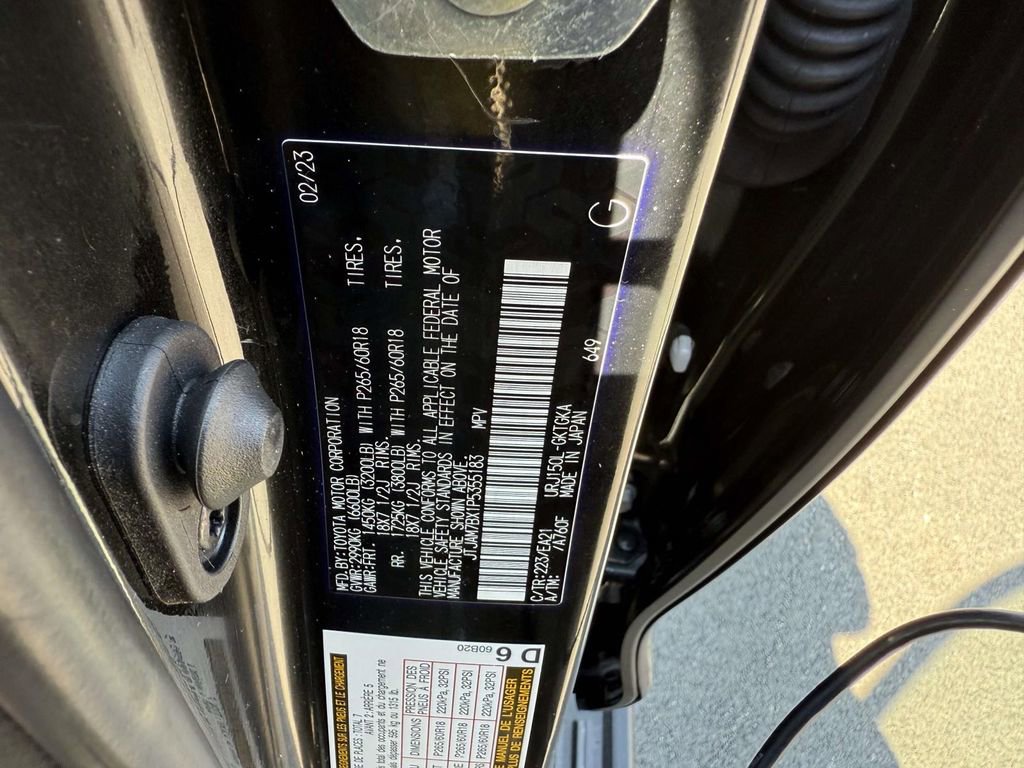 Used 2023 Lexus GX 460 Premium w/ Premium Package AWD/4WD image 32