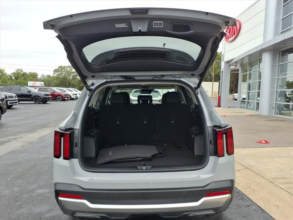 New 2026 Kia Sorento EX AWD/4WD image 8