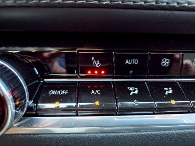 New 2027 Chevrolet Equinox LT w/ Convenience Package II FWD image 18