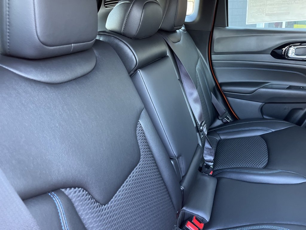 New 2026 Jeep Compass Latitude image 28