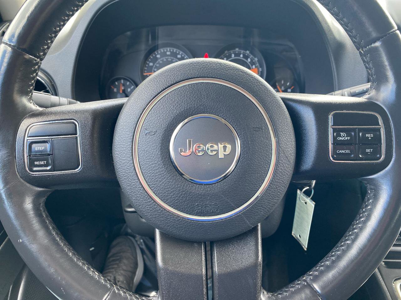 Used 2016 Jeep Patriot High Altitude AWD/4WD image 17
