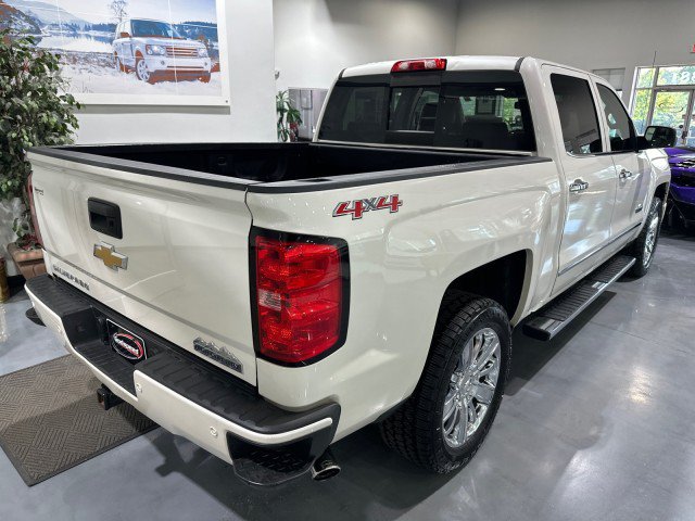 Used 2015 Chevrolet Silverado 1500 High Country w/ High Country Premium Package AWD/4WD image 2