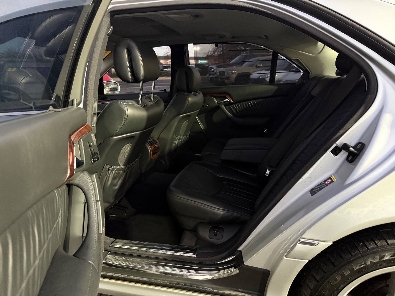 Used 2005 Mercedes-Benz S 55 AMG image 12