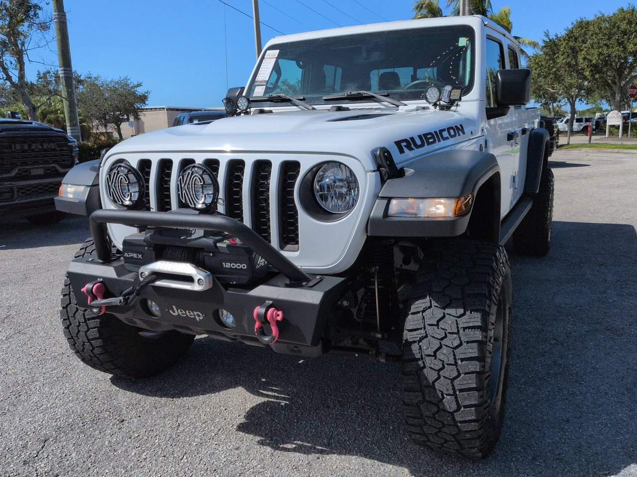 Used 2023 Jeep Gladiator Rubicon w/ Trailer Tow Package AWD/4WD image 9