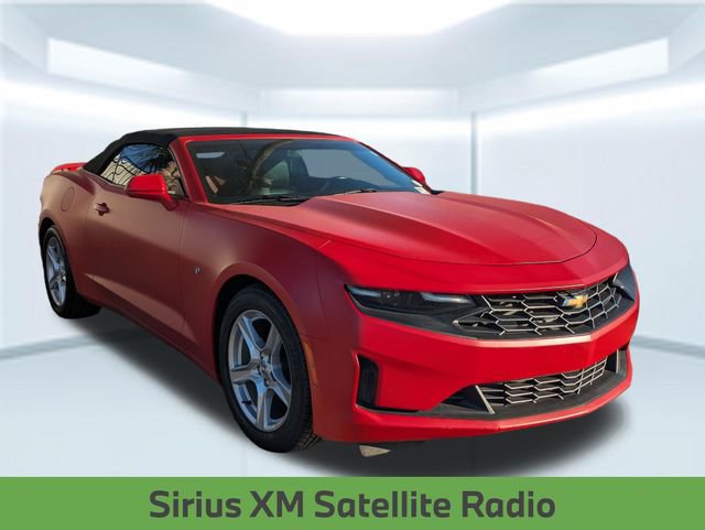 Used 2019 Chevrolet Camaro LT image 2