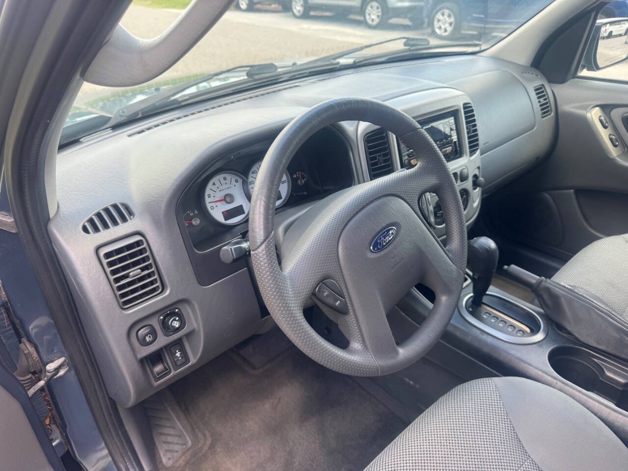 Used 2005 Ford Escape XLT FWD image 12