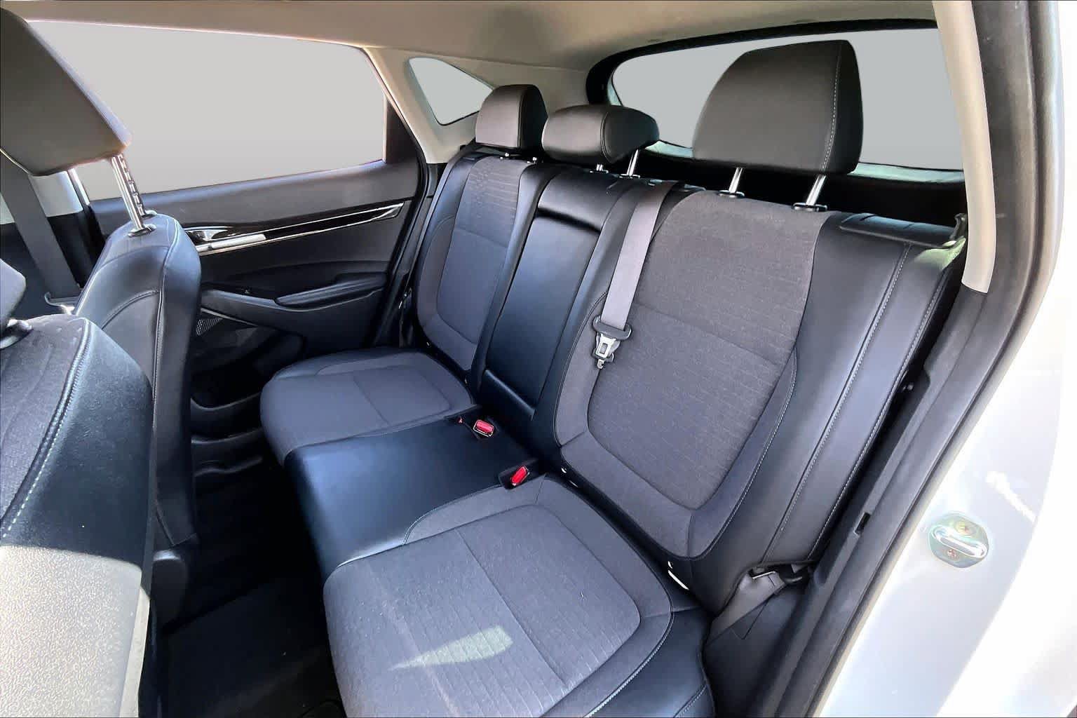 Used 2023 Kia Seltos S w/ Navigation Package FWD image 20