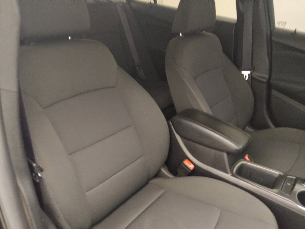 Used 2017 Chevrolet Cruze LT w/ Sun And Sound Package FWD image 21