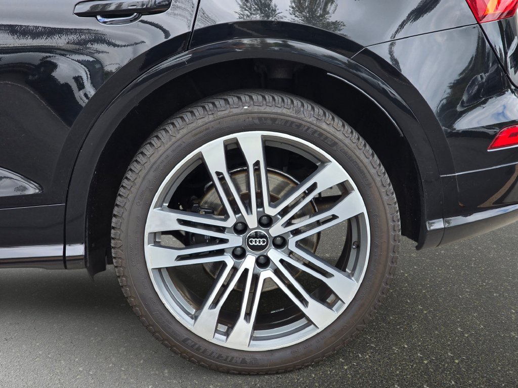 Used 2018 Audi SQ5 Prestige w/ Prestige Package AWD/4WD image 38