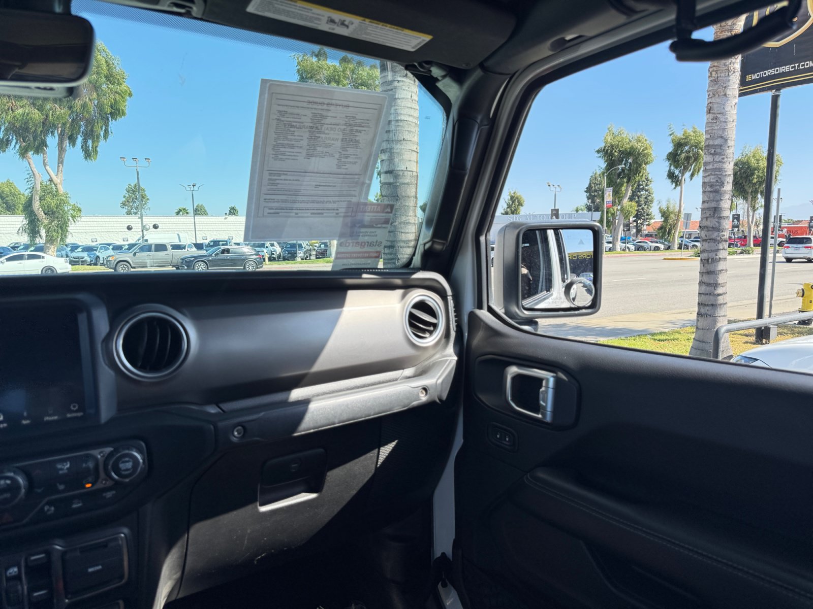 Used 2020 Jeep Gladiator Rubicon AWD/4WD image 17