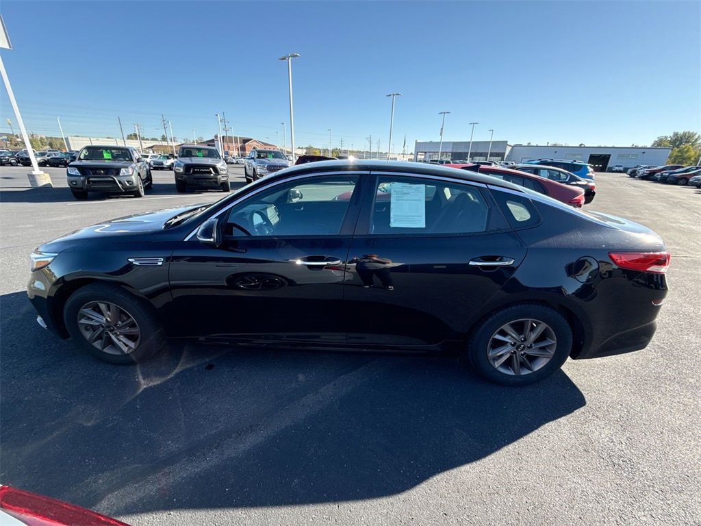 Used 2020 Kia Optima LX image 5