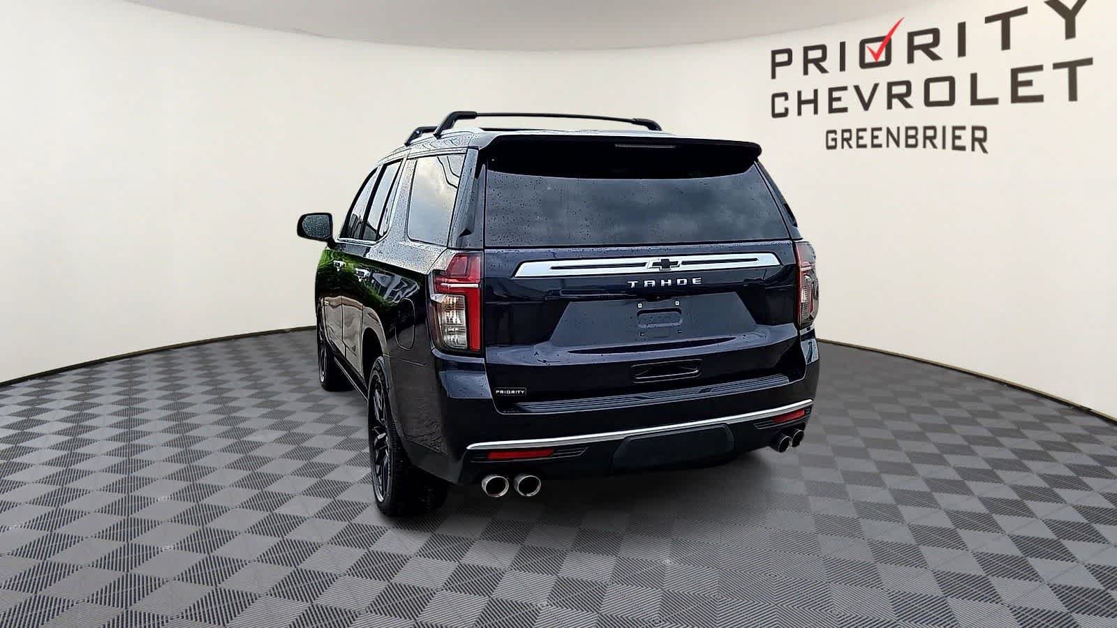 Used 2022 Chevrolet Tahoe High Country w/ Premium Package AWD/4WD image 7