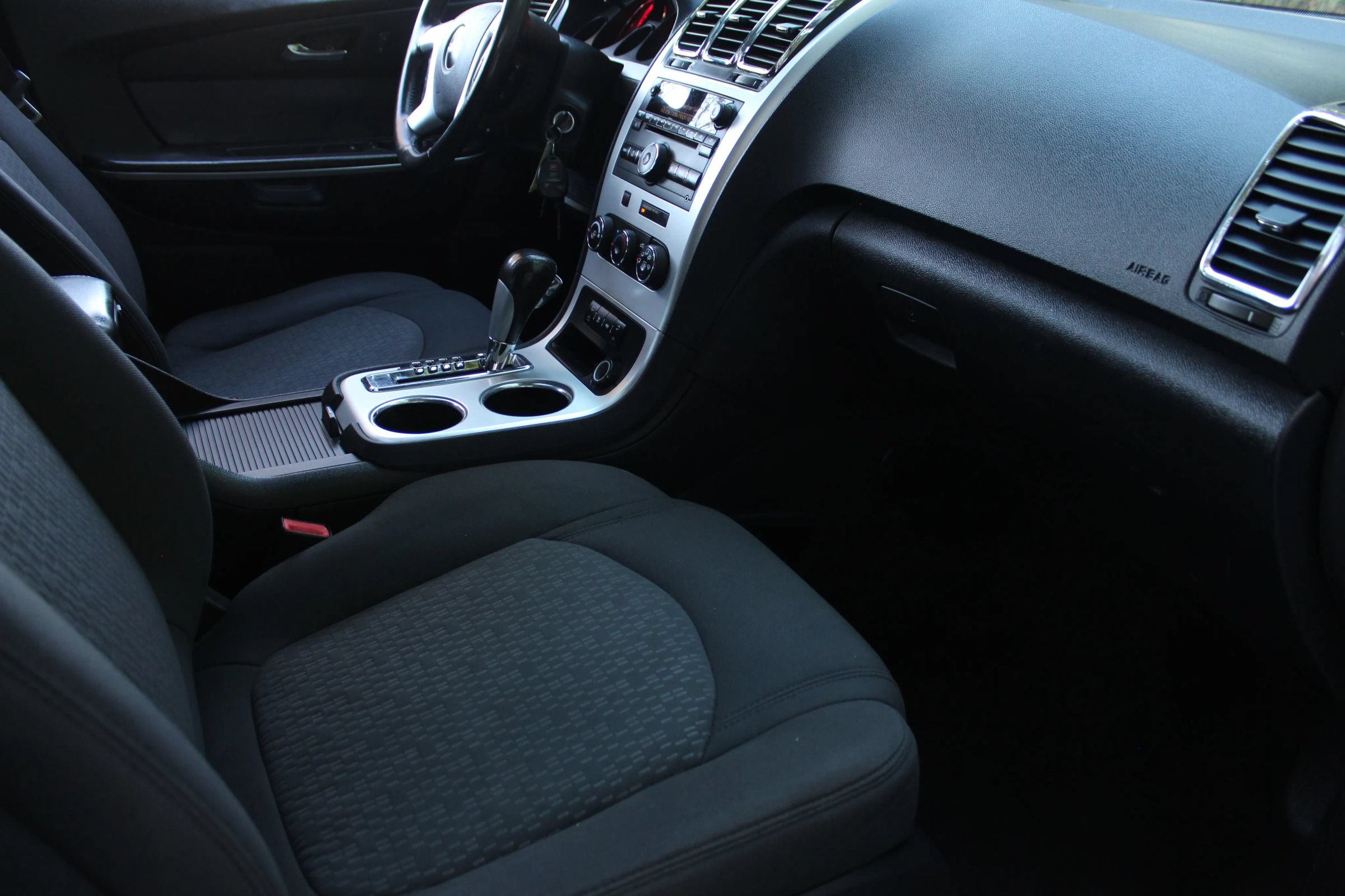 Used 2010 GMC Acadia SLE AWD/4WD image 18