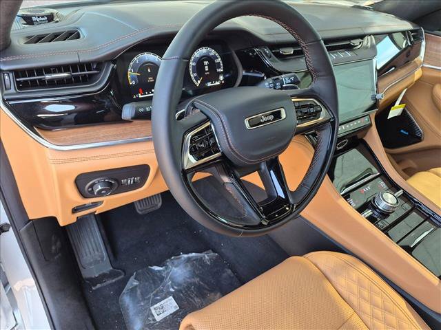New 2026 Jeep Grand Cherokee L Summit AWD/4WD image 2