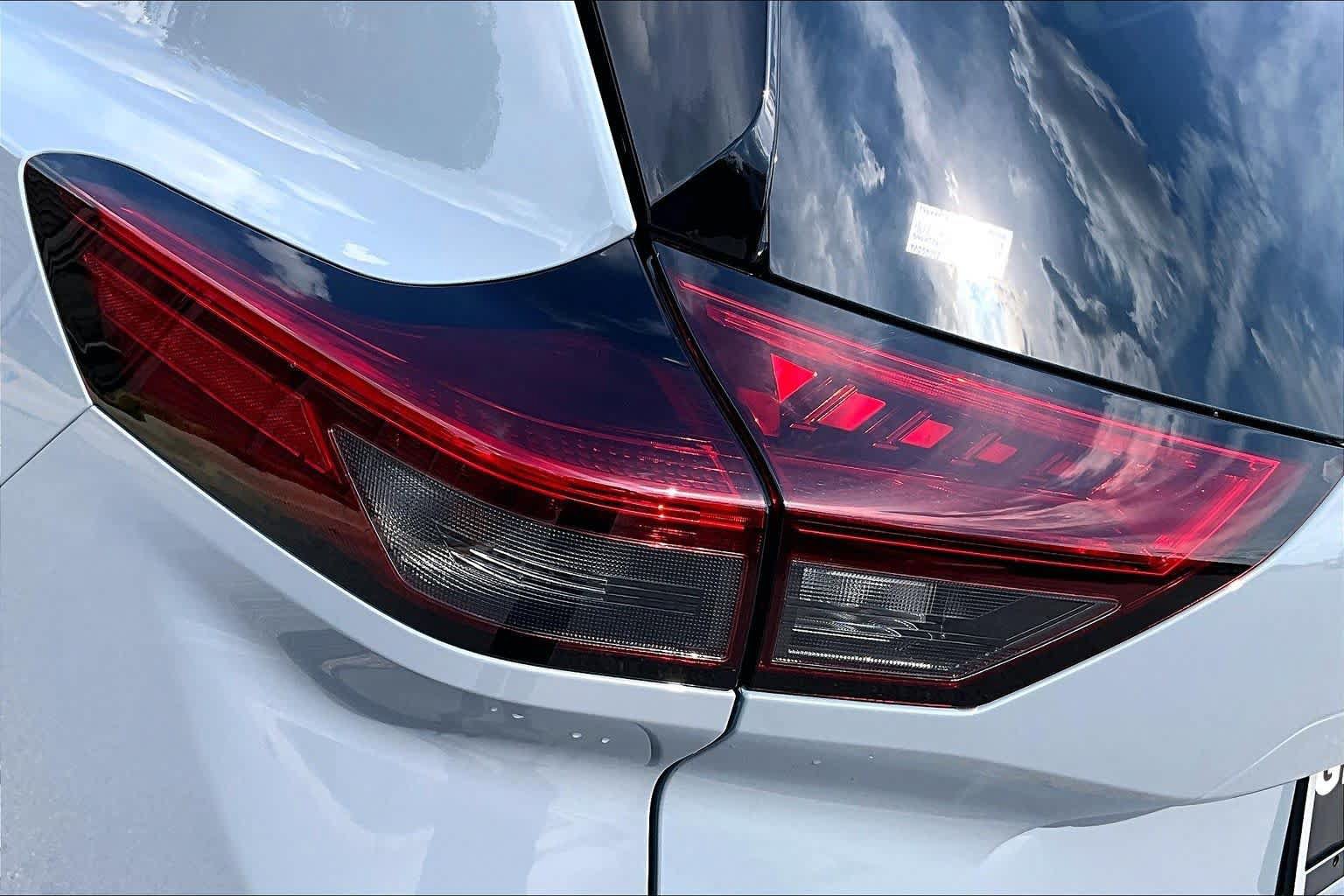 New 2026 Nissan Rogue Dark Armor AWD/4WD image 12