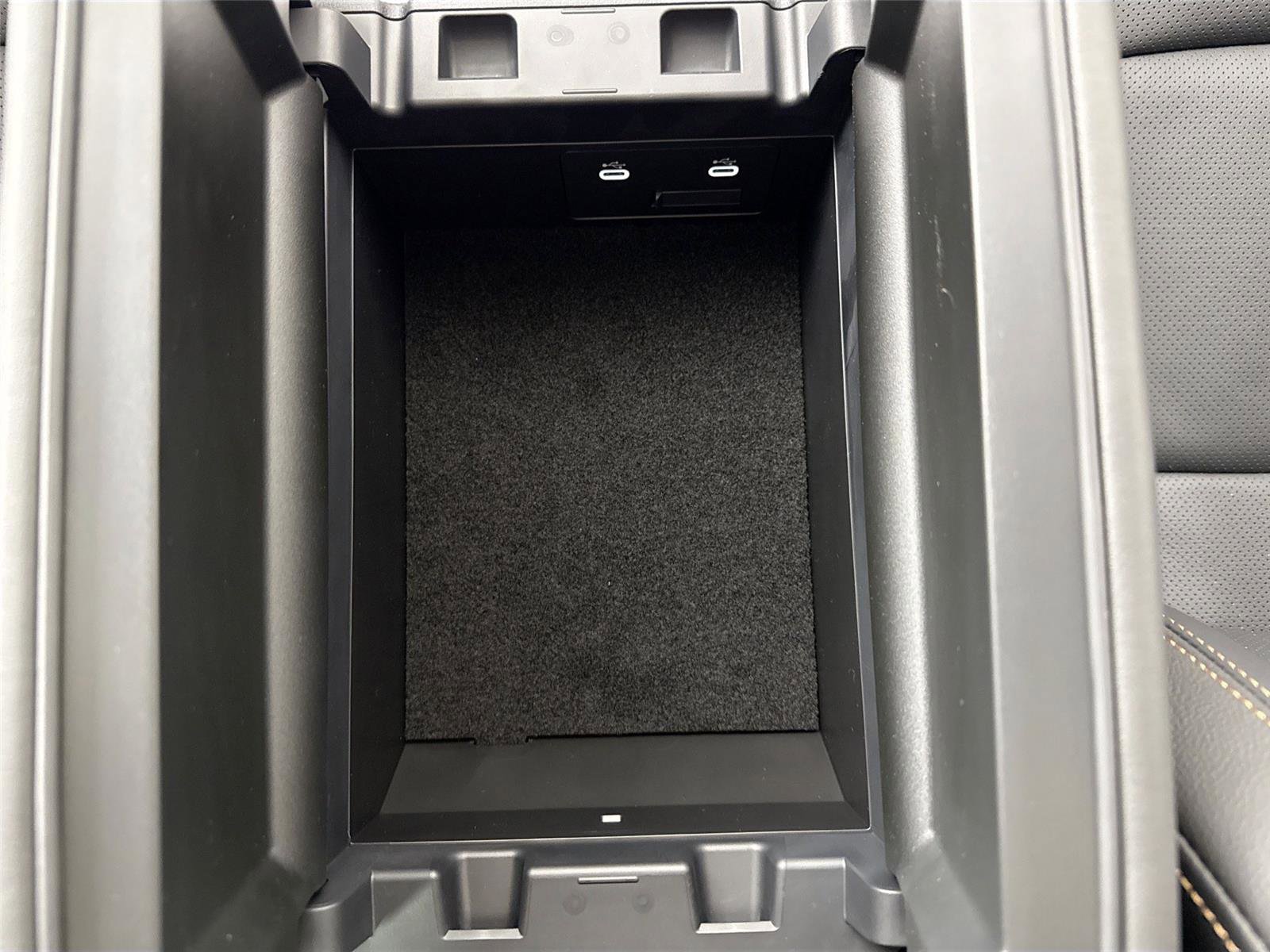 New 2026 MAZDA CX-90 Plug-In Hybrid w/Premium Sport image 36