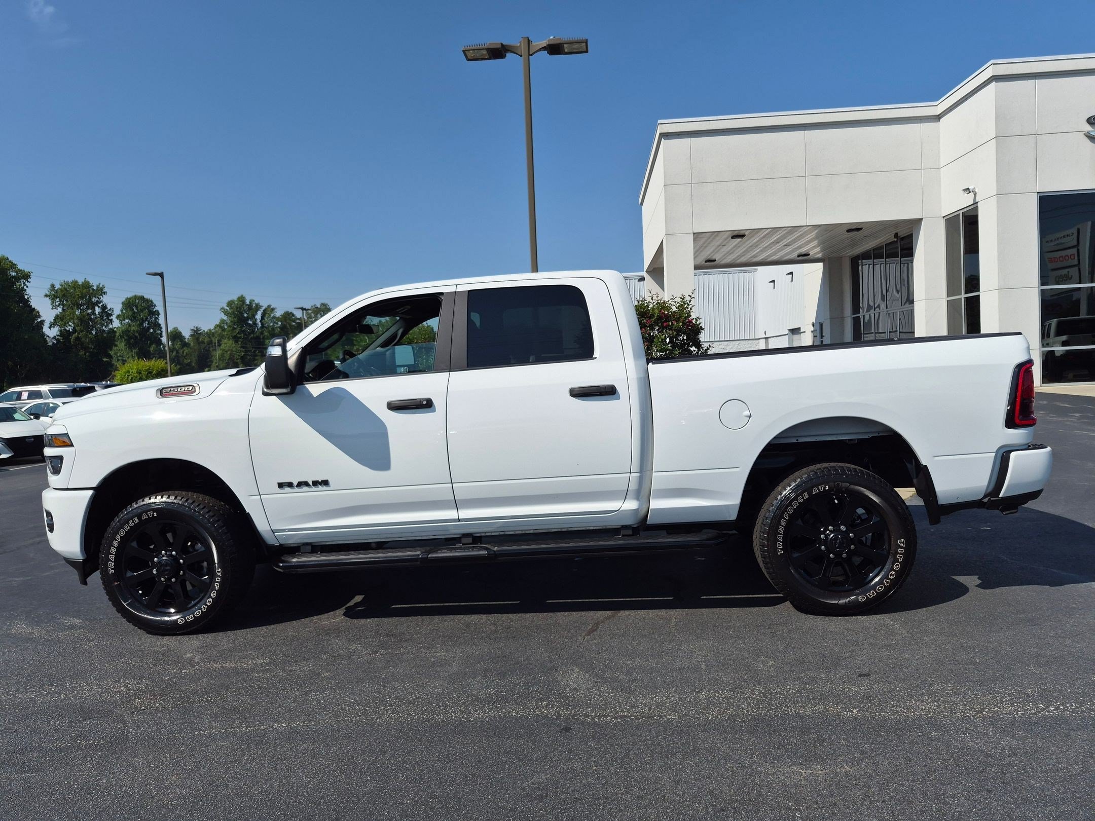 Used 2026 RAM 2500 Big Horn AWD/4WD image 8