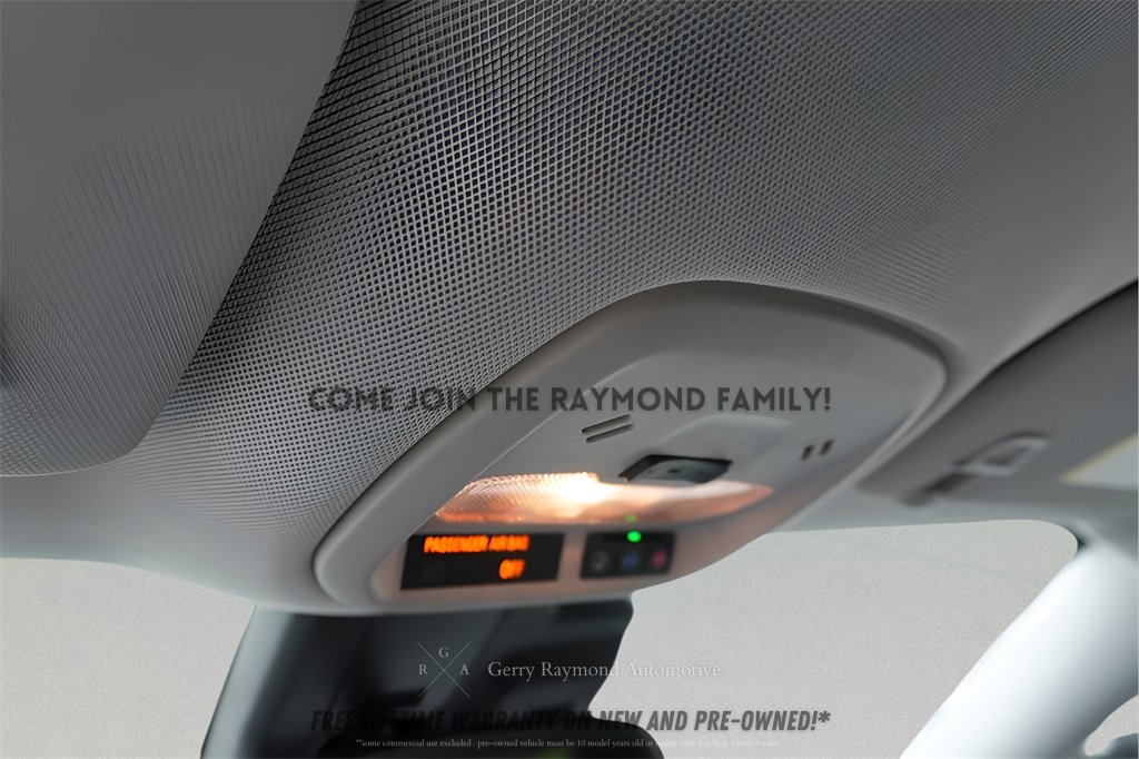 Used 2025 Chevrolet Trax LS w/ LS Convenience Package image 28