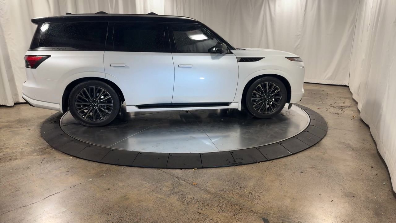 Used 2025 INFINITI QX80 Autograph w/ Premium Cargo Package image 13
