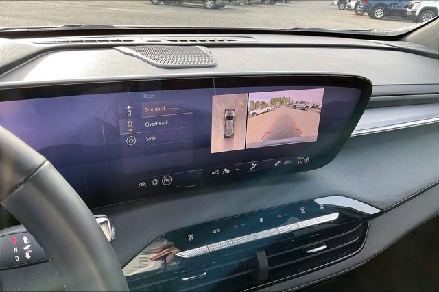 Used 2025 Buick Enclave Sport Touring image 11