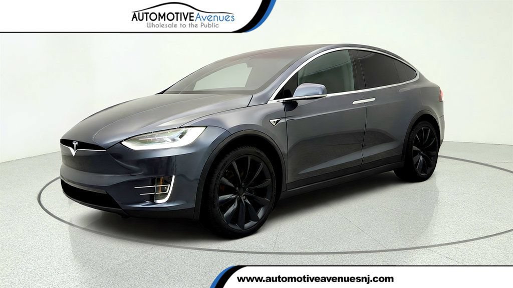 Used 2020 Tesla Model X Long Range AWD/4WD image 1