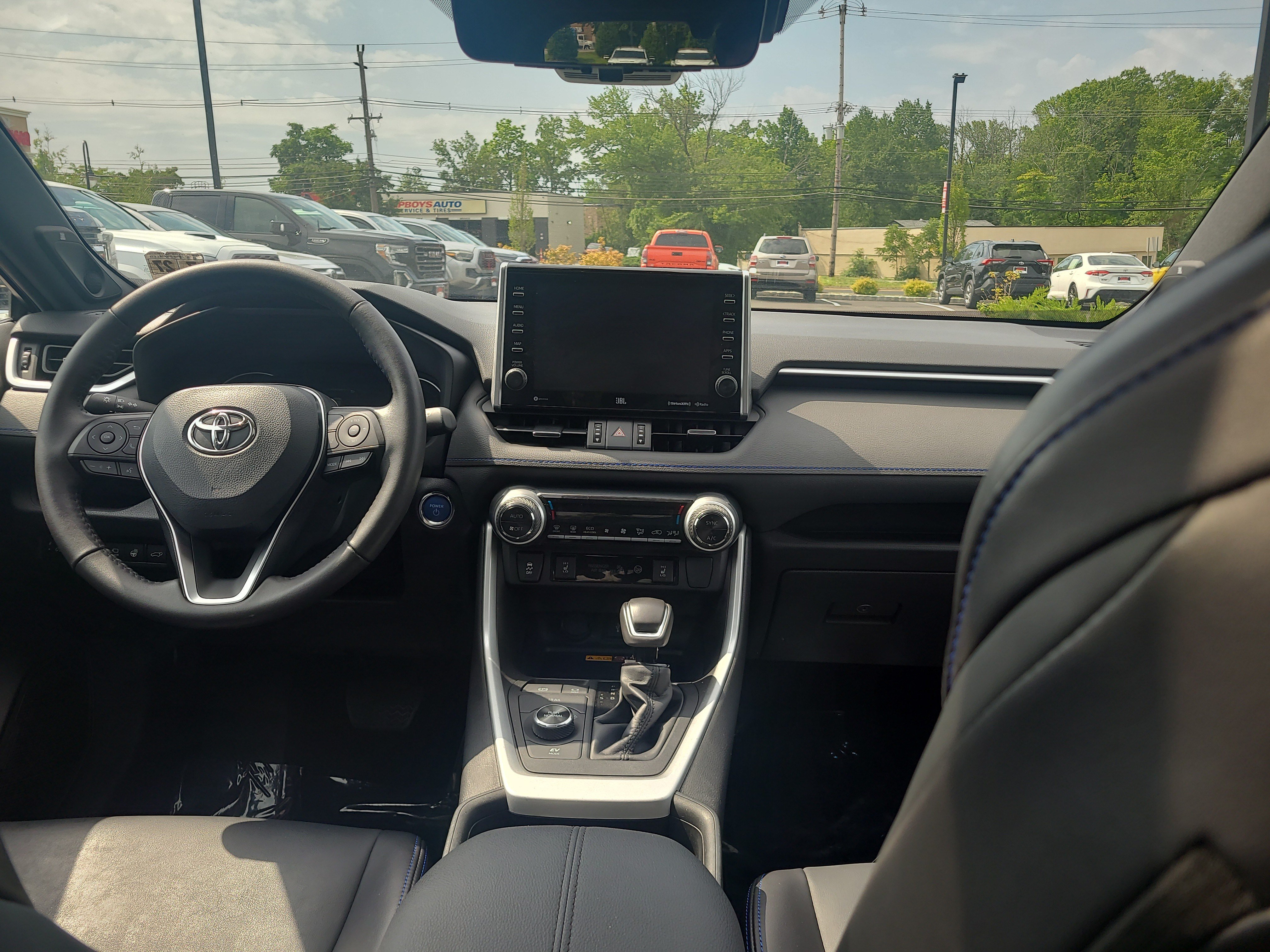Certified 2022 Toyota RAV4 XSE AWD/4WD image 18
