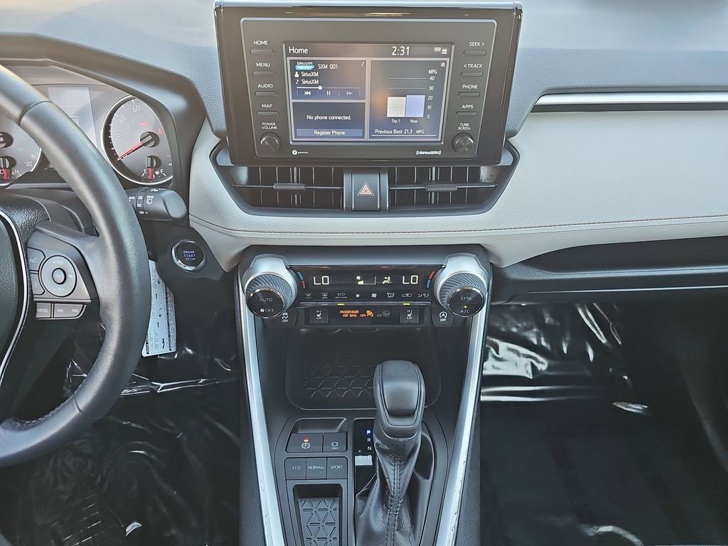 Used 2021 Toyota RAV4 XLE image 20