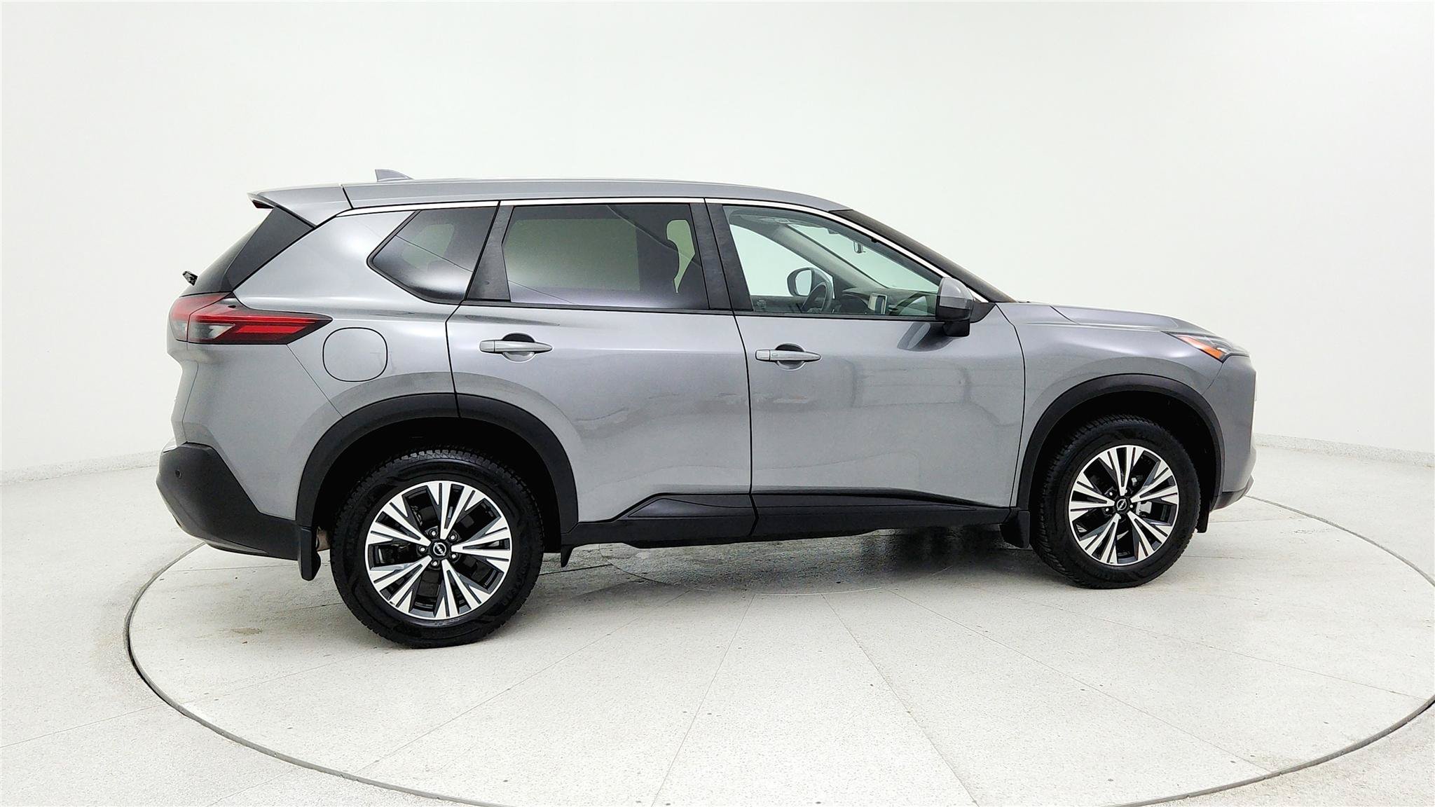 Used 2023 Nissan Rogue SV AWD/4WD image 6