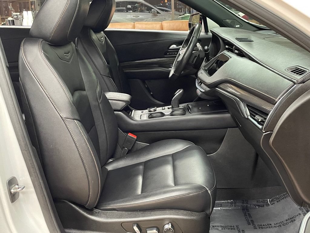 Used 2023 Cadillac XT4 Sport w/ Cold Weather Package AWD/4WD image 25