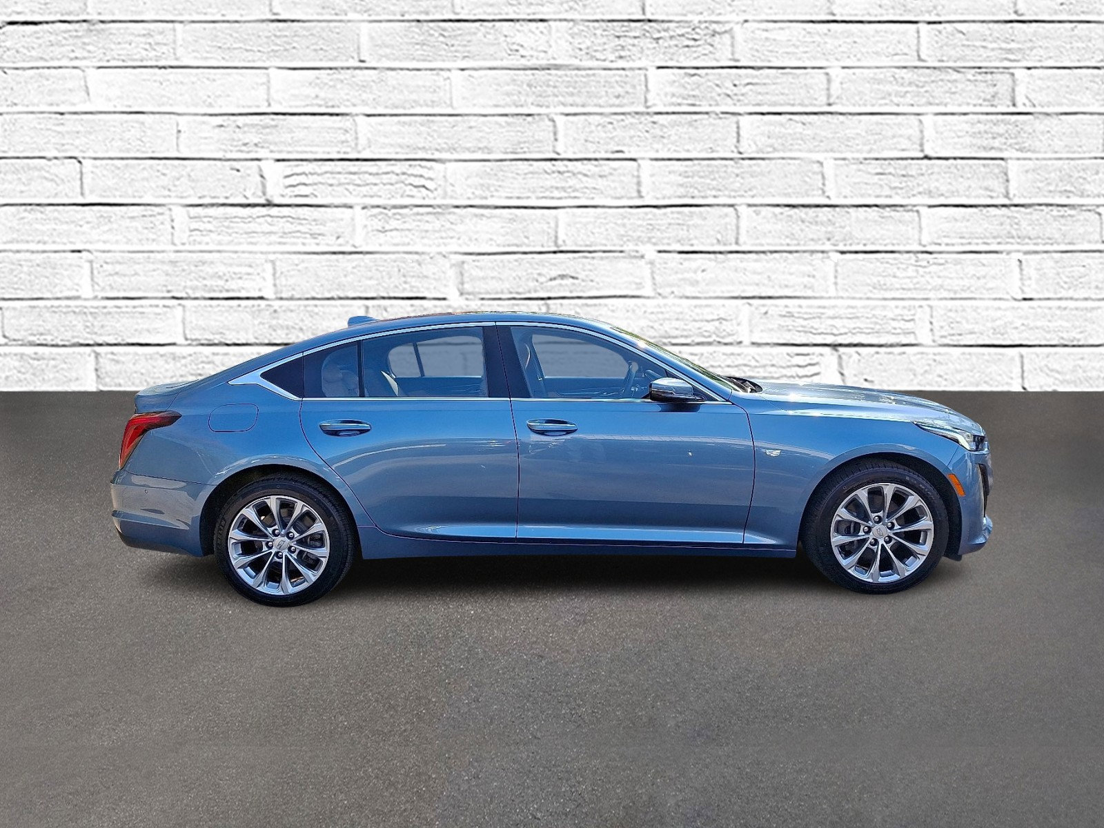 Certified 2023 Cadillac CT5 Luxury image 7